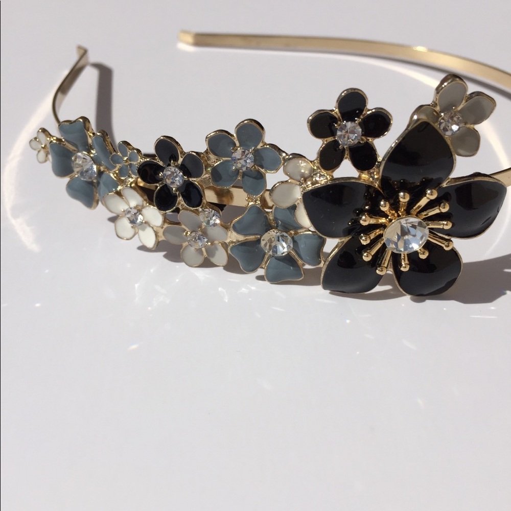 BRAND NEW L. Erickson flower and gem headband